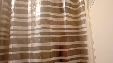 Snapshot of cumfetishswallower chatting on 03-09-25, 08:10 cumfetishswallower online show from 03-09-25, 08:10