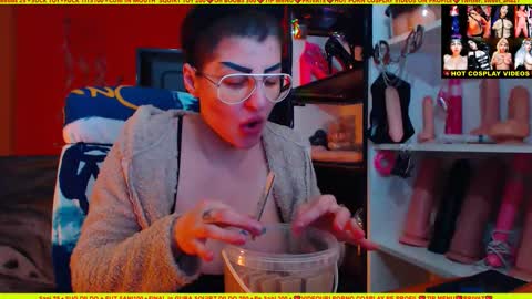 cuminmenowbby online show from 02-06-25, 04:47