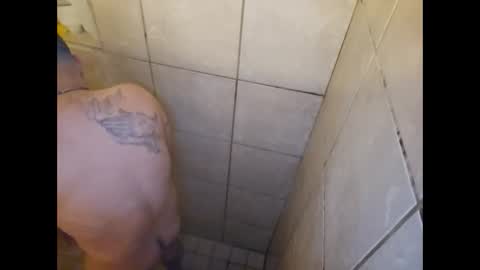 Snapshot of cummachine2022 chatting on 03-05-25, 10:33 cummachine2022 online show from 03-05-25, 10:33