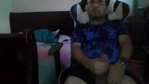 Snapshot of cummachine2022 chatting on 10-11-25, 10:30 cummachine2022 online show from 10-11-25, 10:30