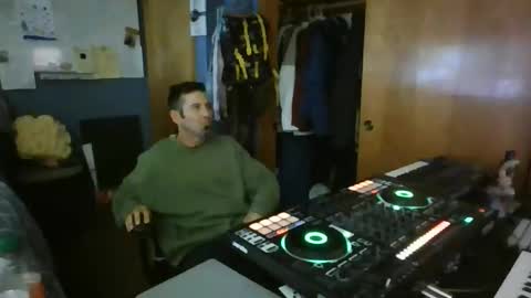 cumonmeplease6 online show from 03-10-26, 07:13