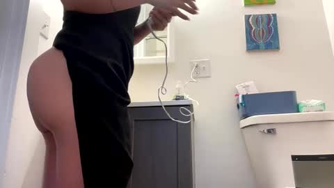 Snapshot of cumpeak chatting on 09-27-25, 02:33 cumpeak online show from 09-27-25, 02:33