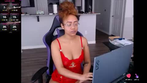 Nia Reese online show from 07-08-26, 06:56