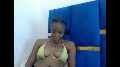 Snapshot of cupidxdoll chatting on 04-21-26, 06:12 cupidxdoll online show from 04-21-26, 06:12