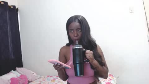 dominic and julieta... independent models online show from 02-19-26, 12:12