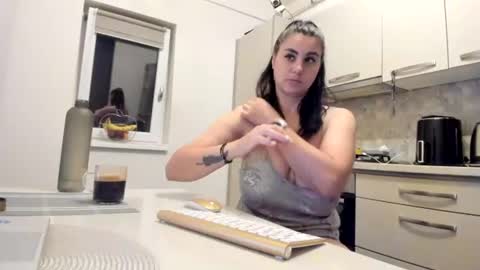 maria  alex online show from 06-14-26, 01:36