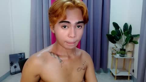 Xyrien online show from 04-10-26, 10:53