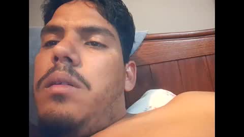cuquero33 online show from 04-30-26, 02:56