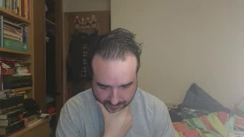 curiosillo1983 online show from 12-14-25, 12:10