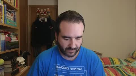 curiosillo1983 online show from 06-06-26, 11:04