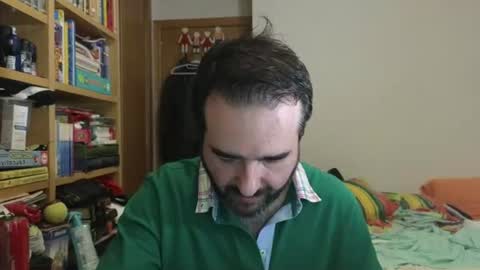 curiosillo1983 online show from 07-10-26, 06:21