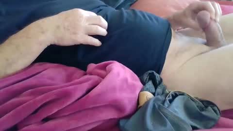 curiosthings online show from 10-11-25, 07:51