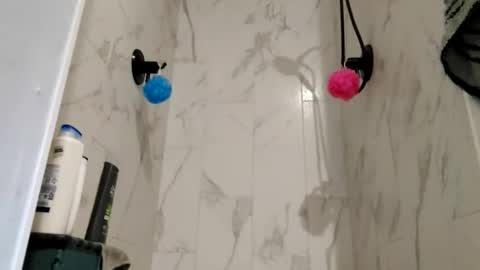 curiousguyhere6 online show from 12-23-25, 03:15