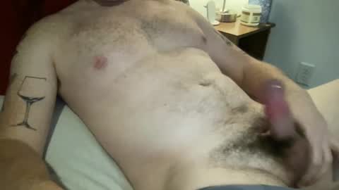 Snapshot of curiousmax18 chatting on 12-16-24, 04:49 Maxx online show from 12-16-24, 04:49