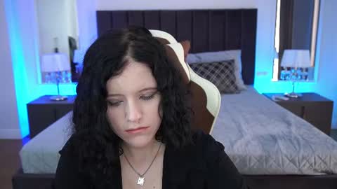 Snapshot of curly_cleo chatting on 08-04-26, 07:55 curly_cleo online show from 08-04-26, 07:55