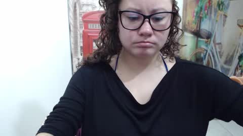 Vannesa online show from 11-24-25, 06:29