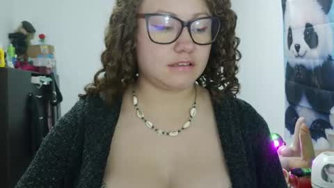 Vannesa online show from 07-02-26, 03:23