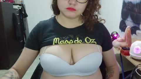 Vannesa online show from 07-10-26, 02:38