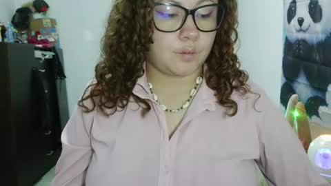 Vannesa online show from 07-24-26, 02:09