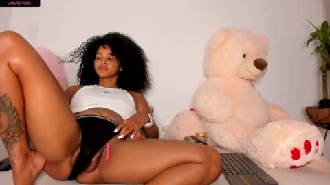 Curly  -  OF- CURLY SWEETT online show from 05-15-26, 11:12