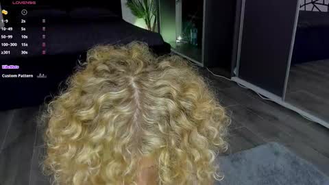 Antonia online show from 01-16-26, 07:34