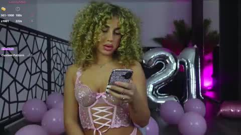 Antonia online show from 02-15-26, 10:47