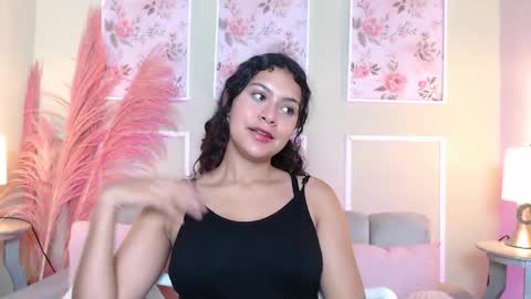 Snapshot of curlydani chatting on 10-04-25, 12:25 DANI online show from 10-04-25, 12:25