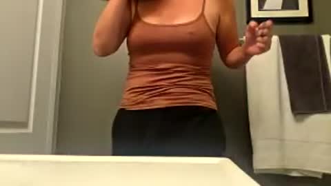 Snapshot of curlyq89 chatting on 06-16-26, 01:03 curlyq89 online show from 06-16-26, 01:03