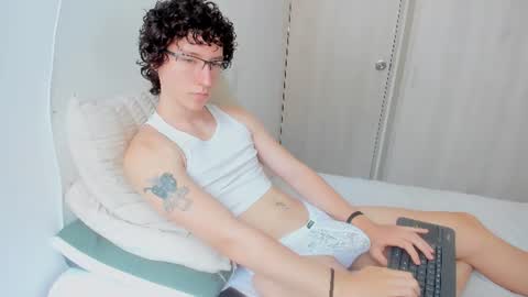 Noah online show from 07-27-26, 04:14