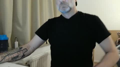 Snapshot of curman85 chatting on 12-04-24, 11:57 Curman85 online show from 12-04-24, 11:57