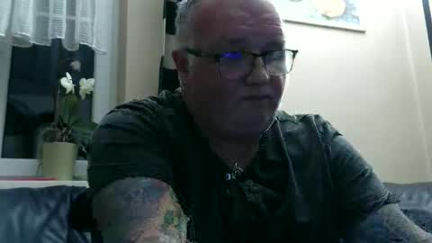 curtus14 online show from 11-26-25, 09:38