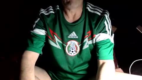 curvelover1977 online show from 11-22-25, 11:48