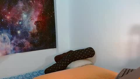 C H E R R Y  online show from 02-16-26, 04:41