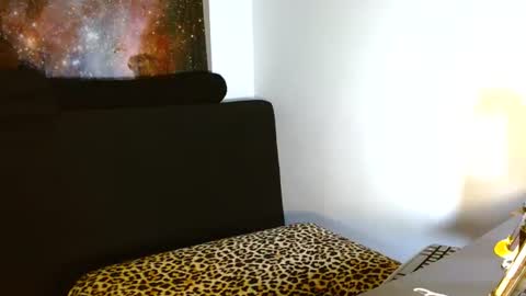 Snapshot of curvycherry4u chatting on 06-25-26, 03:28 C H E R R Y online show from 06-25-26, 03:28