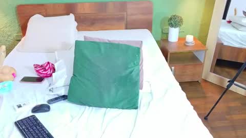 Danna online show from 09-16-25, 08:10