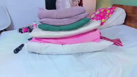 Danna online show from 06-11-26, 12:32