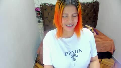 Julieth online show from 12-21-24, 01:15