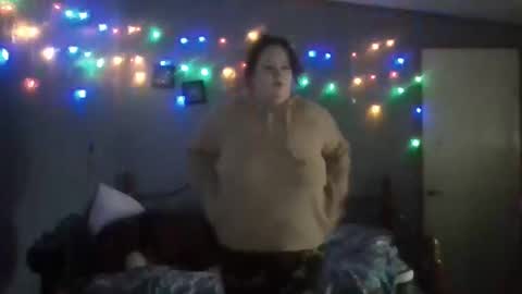 dahlia -kim online show from 12-24-24, 08:49