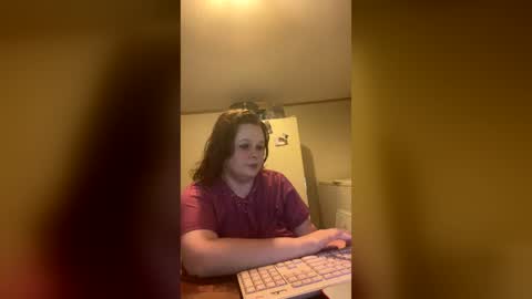 Snapshot of curvyplayday chatting on 07-18-26, 03:54 dahlia -kim online show from 07-18-26, 03:54
