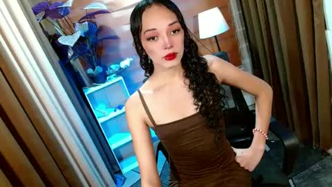 BBY CURLYHANNA online show from 06-24-26, 10:25