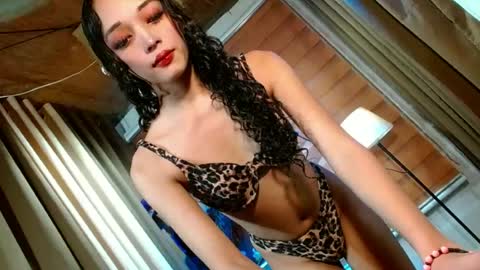 BBY CURLYHANNA online show from 06-25-26, 11:04