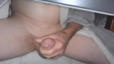 Snapshot of cut_guy64 chatting on 01-06-25, 10:13 Cut Guy online show from 01-06-25, 10:13