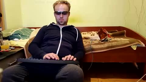 Snapshot of cute69696969 chatting on 09-27-25, 09:53 cute69696969 online show from 09-27-25, 09:53