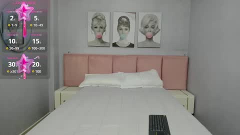 Snapshot of cute__emma chatting on 01-08-25, 03:29 online show from 01-08-25, 03:29