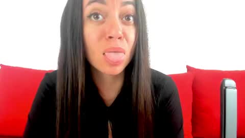 cute_angel95 online show from 06-14-26, 06:37