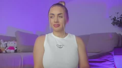 Lexi online show from 07-22-26, 12:41