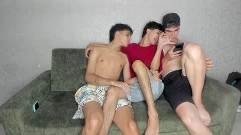 Snapshot of cute_boys18 chatting on 05-19-26, 07:20 ARTURO-18 MATIAS-18 NIKOLAY-19 HADES-18 GABO-19 online show from 05-19-26, 07:20