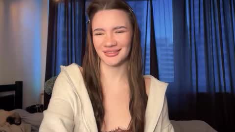 Snapshot of cute_bubbles chatting on 09-28-25, 03:06 cute_bubbles online show from 09-28-25, 03:06