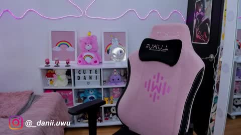 Snapshot of cute_dani__ chatting on 01-24-25, 12:52 Dani  online show from 01-24-25, 12:52