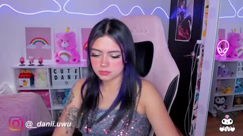 Snapshot of cute_dani__ chatting on 02-05-25, 06:37 Dani  online show from 02-05-25, 06:37
